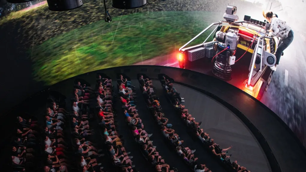 Chasseurs de tornades, l’expérience immersive ultime au Futuroscope ! - Parcs Actus - Actualite des parcs d'attractions image - Actualité des Parcs d'attractions - Parcs Actus