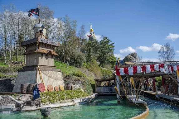 La Revanche des Pirates, la nouvelle aventure aquatique du Parc Astérix - Parcs Actus - Actualite des parcs d'attractions la revanche des pirates grand splatch parc - Actualité des Parcs d'attractions - Parcs Actus