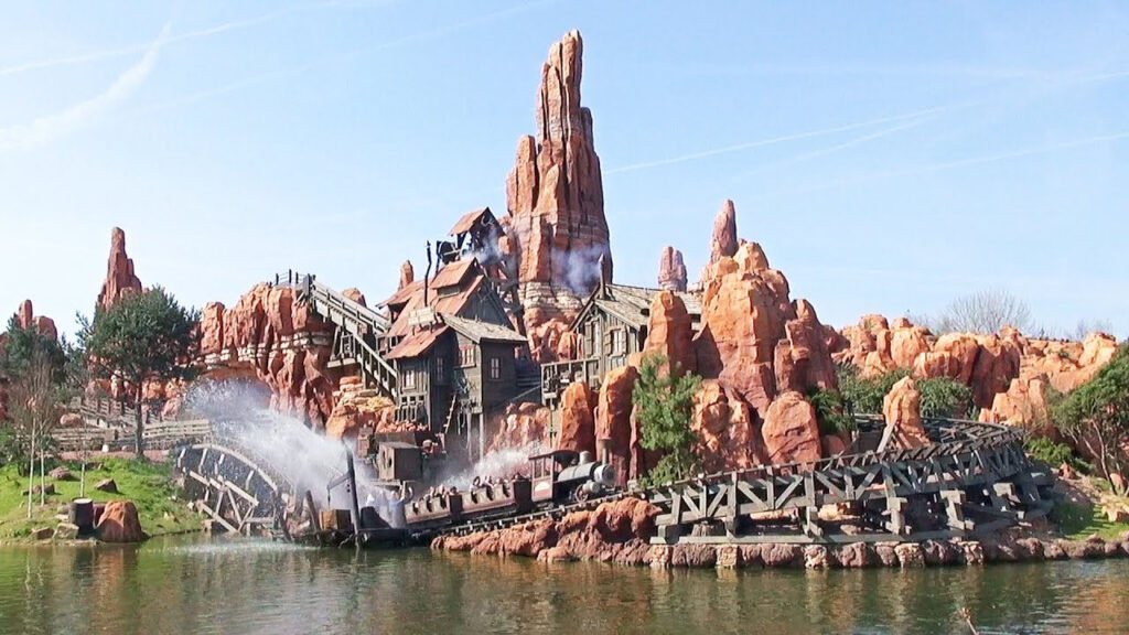 Top 10 des meilleures attractions de Disneyland Paris - Parcs Actus - Actualite des parcs d'attractions image 100 - Actualité des Parcs d'attractions - Parcs Actus
