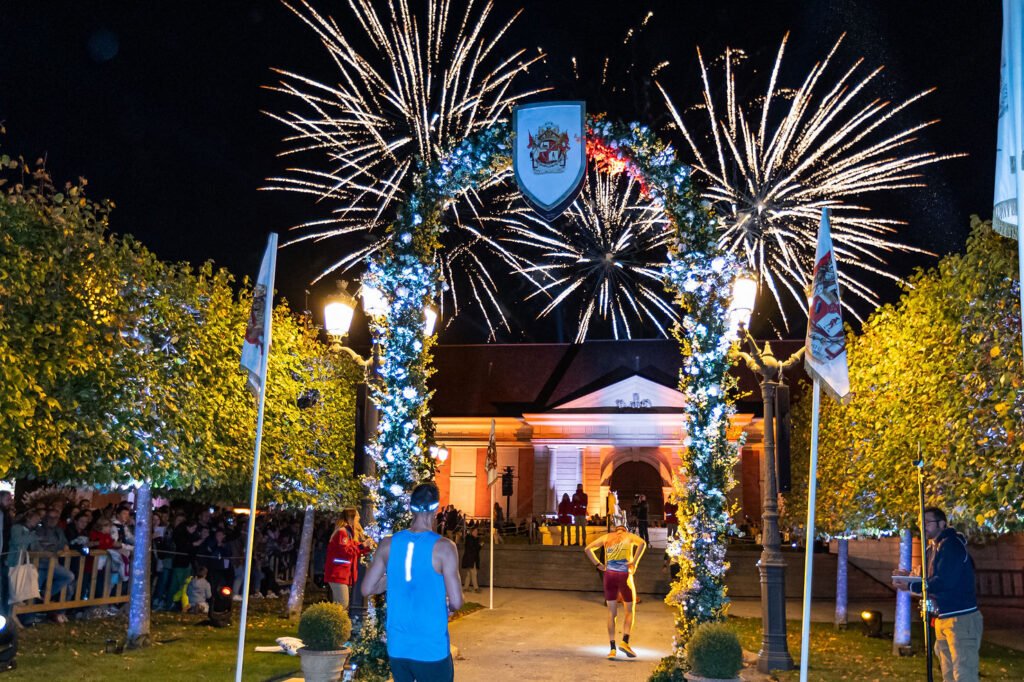 La Foulée des Géants, une course épique dans les décors du Puy du Fou. - Parcs Actus - Actualite des parcs d'attractions image 28 - Actualité des Parcs d'attractions - Parcs Actus