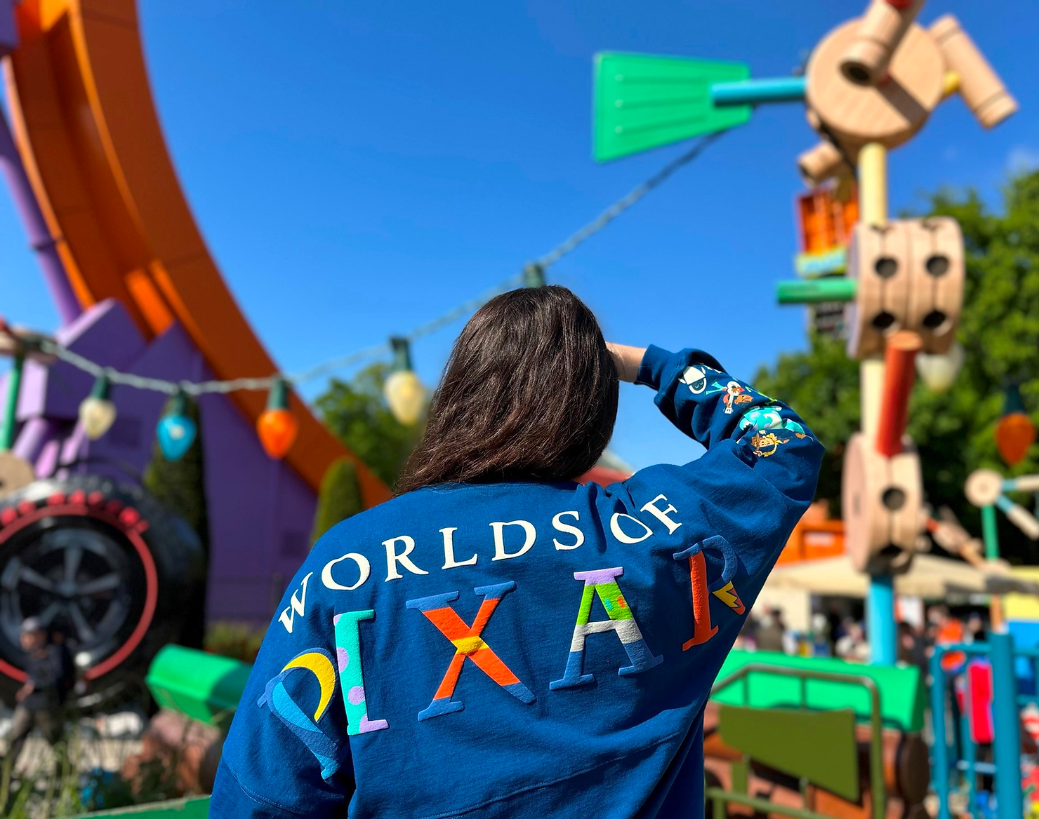 Disney présente le premier show dédié à l’univers Pixar : TOGETHER - Parcs Actus - Actualite des parcs d'attractions PIXAR DISNEY STUDIOS