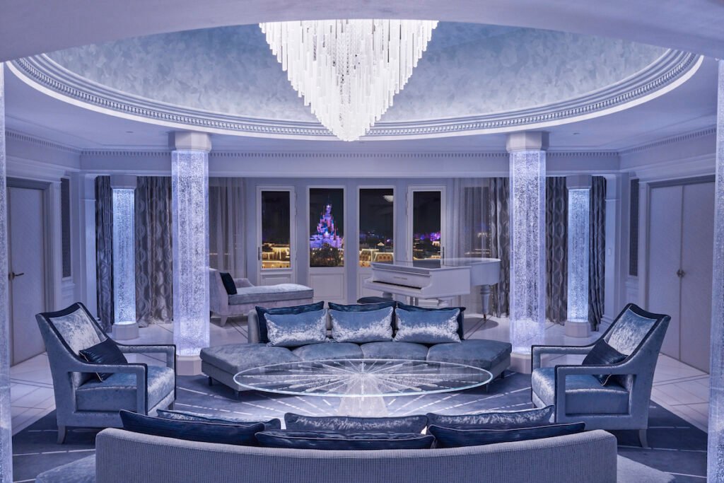 DLH ROYAL SUITE FROZEN LIVING ROOM 1 - Actualité des Parcs d'attractions - Parcs Actus