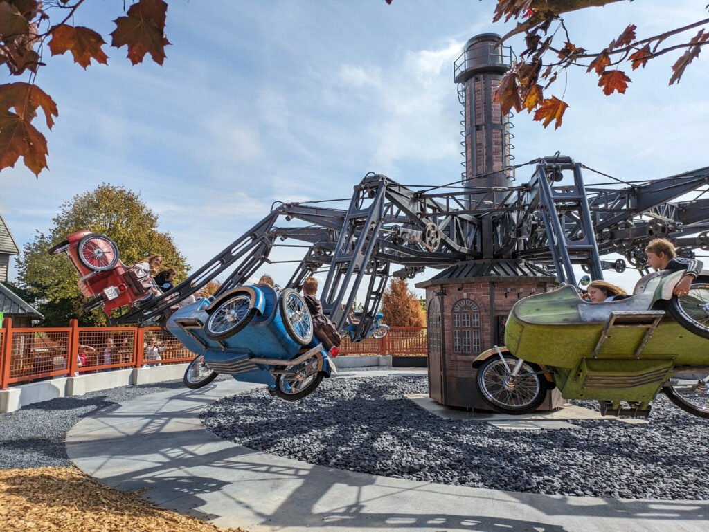 Le Parc du Bocasse mise sur une nouvelle zone pour sa saison 2025 - Parcs Actus - Actualite des parcs d'attractions Sidecar Factory Parc du BOCASSE