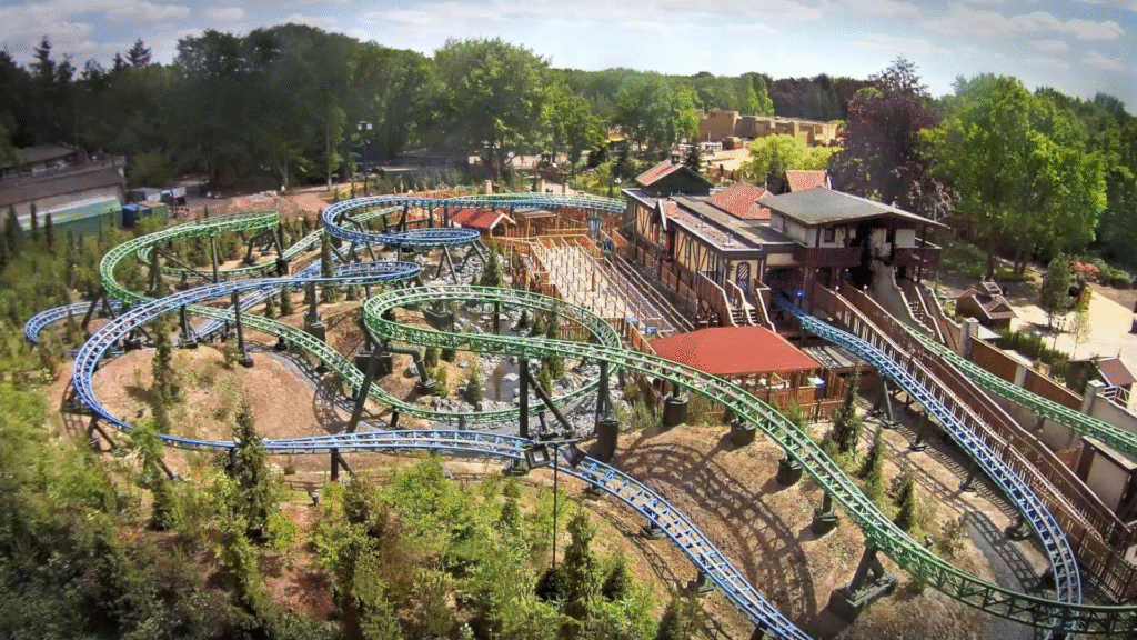Max & Moritz, la nouvelle montagne russe familiale du parc Efteling - Parcs Actus - Actualite des parcs d'attractions image 101 - Actualité des Parcs d'attractions - Parcs Actus