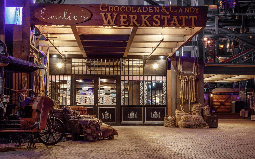 Rookburgh, une immersion au cœur de l’univers steampunk à Phantasialand - Parcs Actus - Actualite des parcs d'attractions image 108 - Actualité des Parcs d'attractions - Parcs Actus