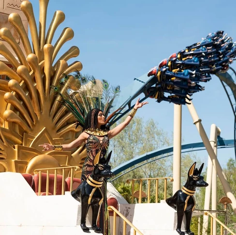 Parc Astérix : Retour sur la construction pharaonique d’Oz’iris ! - Parcs Actus - Actualite des parcs d'attractions image 61 - Actualité des Parcs d'attractions - Parcs Actus