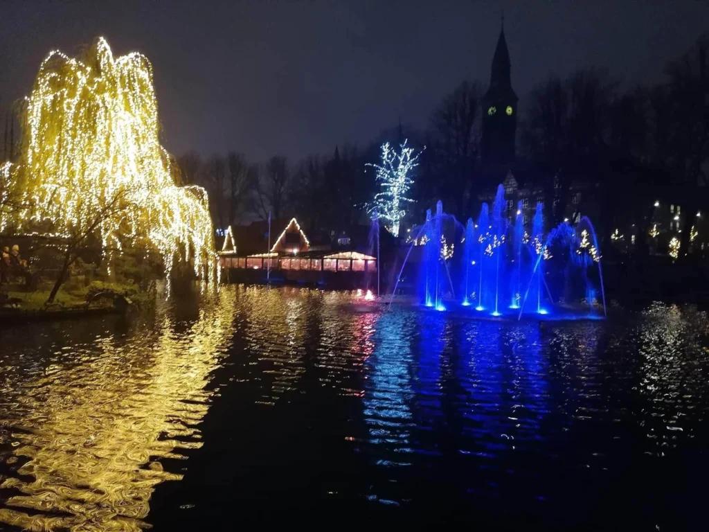 Tivoli Garden | la Magie de Noël - Parcs Actus - Actualite des parcs d'attractions 02a603 08d2e6539c41491eb99ca4ea879239f4mv2 - Actualité des Parcs d'attractions - Parcs Actus