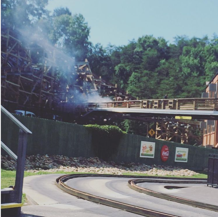 Lightning Rod à Dollywood, un parcours mouvementé… - Parcs Actus - Actualite des parcs d'attractions e1c484 f7866d9b5d9b4ee390c28f39140dc01fmv2 - Actualité des Parcs d'attractions - Parcs Actus