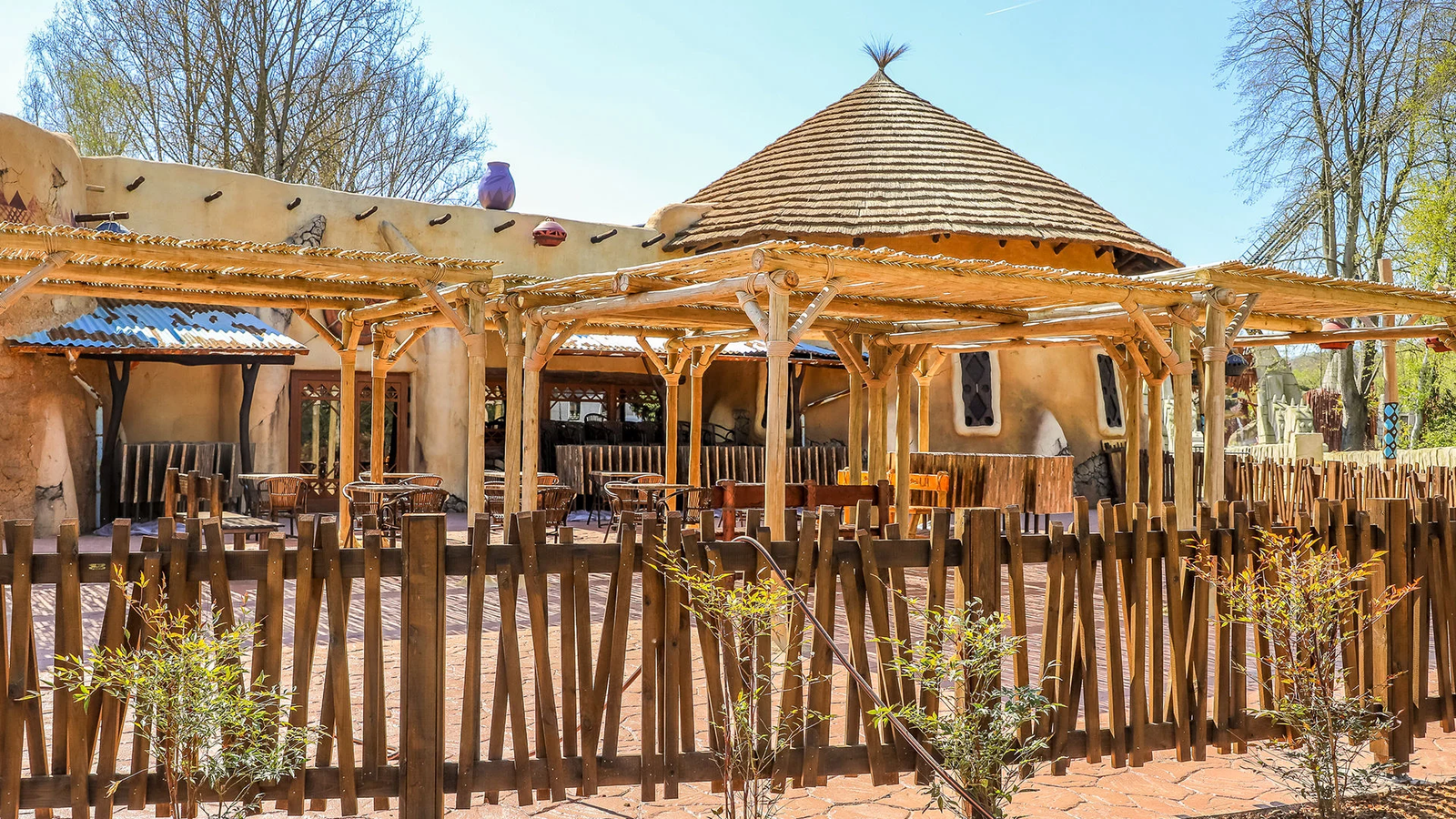 Top 5 des meilleurs restaurants de Walibi Belgium - Parcs Actus