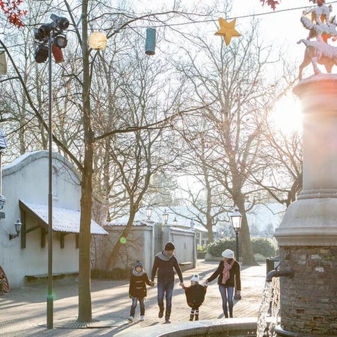 Parcs d’attractions en Hiver, n’y a-t-il que Disneyland pour vivre la magie de Noël ? - Parcs Actus - Actualite des parcs d'attractions image 145 - Actualité des Parcs d'attractions - Parcs Actus