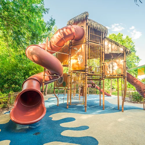Destination Cabaïana, la nouvelle expérience hôtelière immersive de Nigloland - Parcs Actus - Actualite des parcs d'attractions image 16 - Actualité des Parcs d'attractions - Parcs Actus