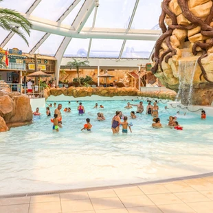 4 nouveaux toboggans vertigineux ouvrent en 2023 à Aqualibi ! - Parcs Actus - Actualite des parcs d'attractions image 161 - Actualité des Parcs d'attractions - Parcs Actus