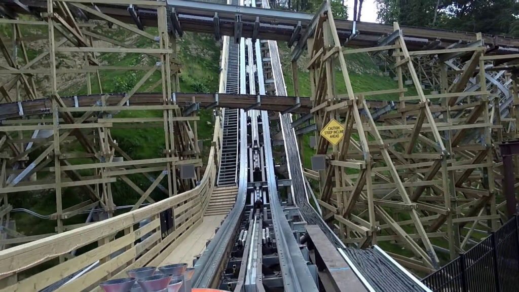 Lightning Rod à Dollywood, un parcours mouvementé… - Parcs Actus - Actualite des parcs d'attractions image 39 - Actualité des Parcs d'attractions - Parcs Actus