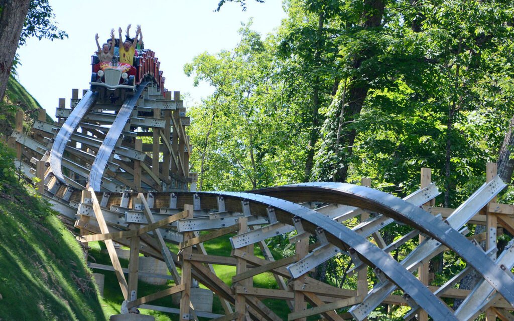 Lightning Rod à Dollywood, un parcours mouvementé… - Parcs Actus - Actualite des parcs d'attractions image 44 - Actualité des Parcs d'attractions - Parcs Actus