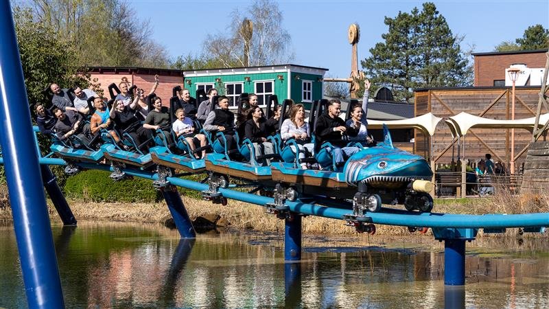 Dock World et Mecalodon, Walibi Belgium prend le large avec le meilleur family coaster de Belgique ! - Parcs Actus - Actualite des parcs d'attractions mecalodon 6 - Actualité des Parcs d'attractions - Parcs Actus
