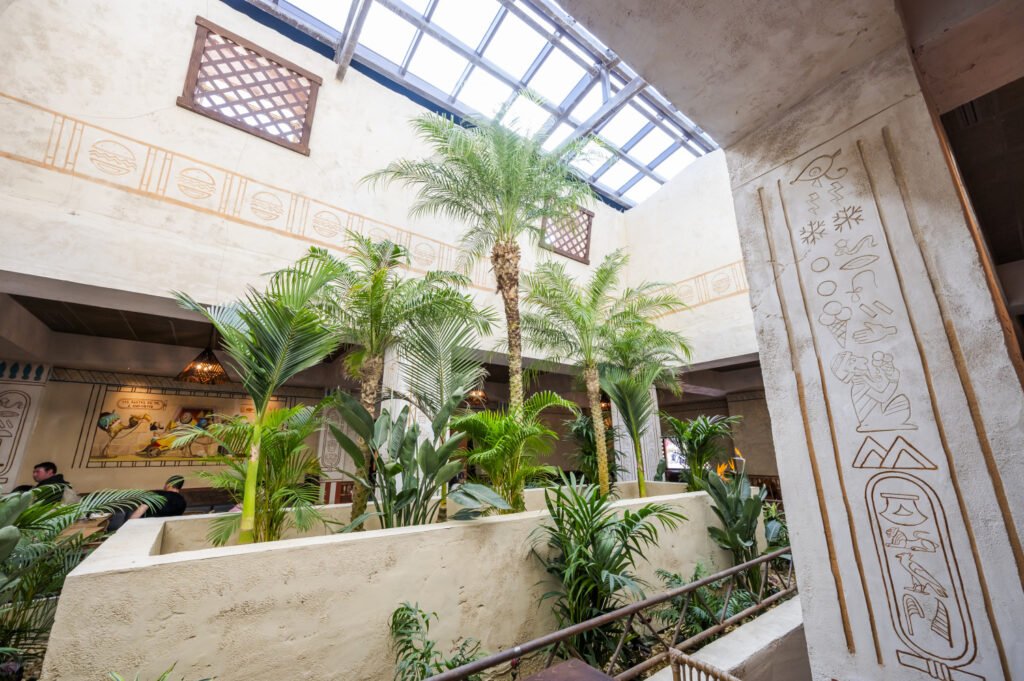 Les Fastes du Nil, l’oasis gourmande du Parc Astérix - Parcs Actus - Actualite des parcs d'attractions Les Fastes du Nil ©Sylvain Cambon 5 1745324764 - Actualité des Parcs d'attractions - Parcs Actus
