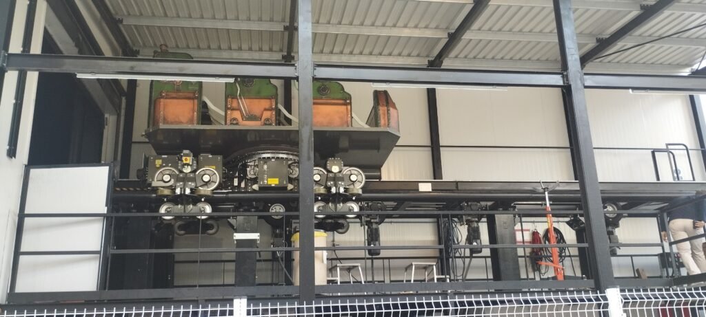 Coulisses : Visite avec Intamin chez PortAventura